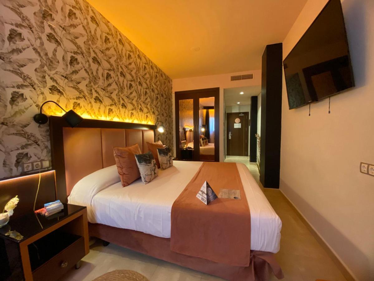 On Aleta Room Designed For Adults Almuñécar Kültér fotó