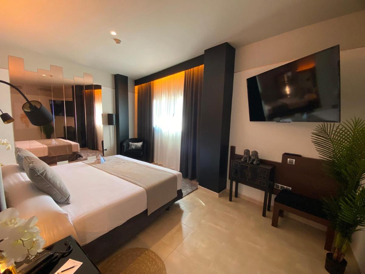 On Aleta Room Designed For Adults Almuñécar Kültér fotó